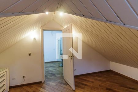 Casa de condomínio à venda com 516m², 5 quartos e 7 vagasSala