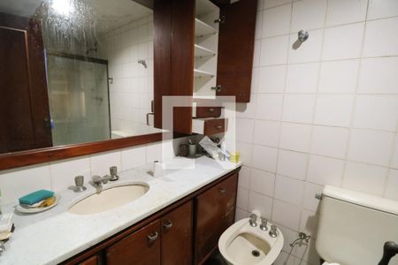 Apartamento à venda com 166m², 4 quartos e 2 vagasBanheiro