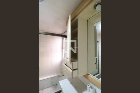 Apartamento à venda com 166m², 4 quartos e 2 vagasBanheiro da Suíte