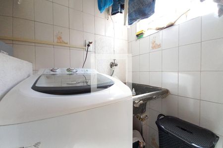 Apartamento à venda com 57m², 2 quartos e 1 vaga Apartamento à venda com 57m², 2 quartos e 1 vagaÁrea de Serviço