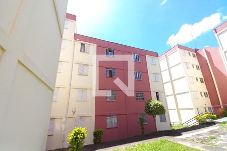 Apartamento à venda com 57m², 2 quartos e 1 vaga Apartamento à venda com 57m², 2 quartos e 1 vagaFachada do bloco