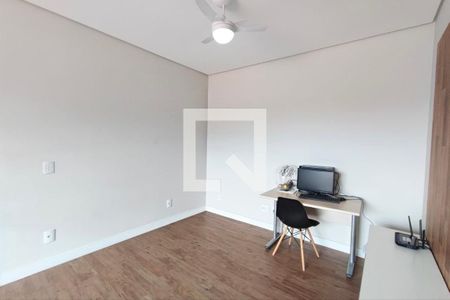 Casa à venda com 191m², 3 quartos e 4 vagasSala / Escritório