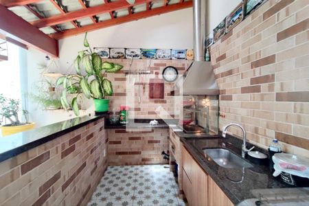 Casa à venda com 191m², 3 quartos e 4 vagasEspaço Gourmet