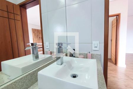 Casa à venda com 191m², 3 quartos e 4 vagasBanheiro Social