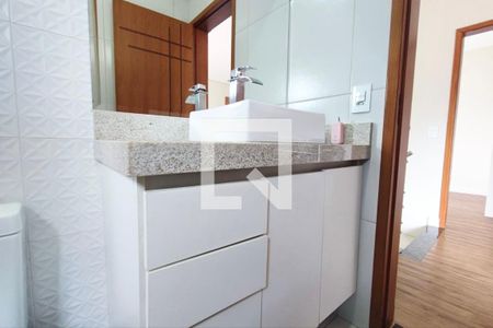 Casa à venda com 191m², 3 quartos e 4 vagasBanheiro Social