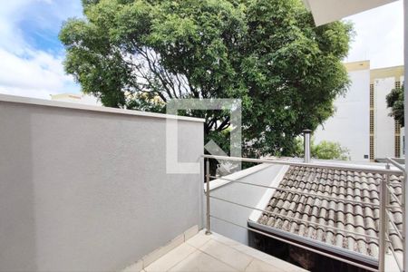 Casa à venda com 191m², 3 quartos e 4 vagasVaranda Quarto Suíte