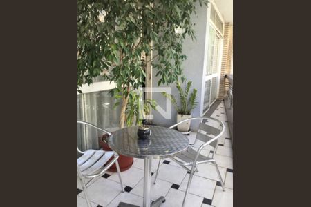 Apartamento à venda com 262m², 4 quartos e 3 vagas
