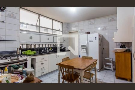 Apartamento à venda com 262m², 4 quartos e 3 vagas