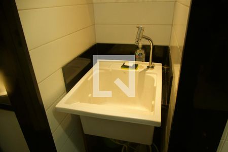 Apartamento à venda com 164m², 3 quartos e 2 vagas Apartamento à venda com 164m², 3 quartos e 2 vagasÁrea serviço