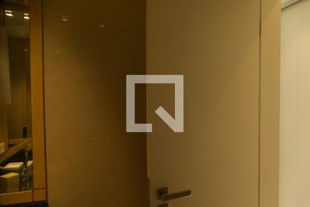 Apartamento à venda com 164m², 3 quartos e 2 vagas Apartamento à venda com 164m², 3 quartos e 2 vagasSuíte banheiro