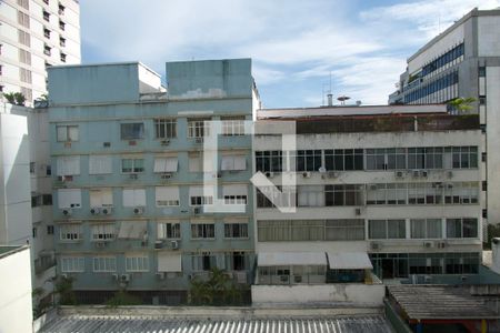 Apartamento à venda com 164m², 3 quartos e 2 vagas Apartamento à venda com 164m², 3 quartos e 2 vagasSuíte vista
