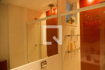 Apartamento à venda com 164m², 3 quartos e 2 vagas Apartamento à venda com 164m², 3 quartos e 2 vagasBanheiro social