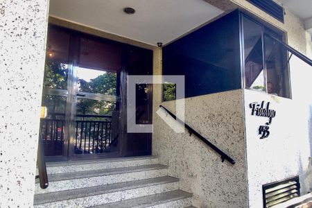 Apartamento à venda com 164m², 3 quartos e 2 vagas Apartamento à venda com 164m², 3 quartos e 2 vagasPortaria