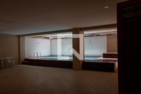 Apartamento à venda com 300m², 3 quartos e 3 vagasÁrea Comum - Piscina