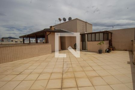 Apartamento à venda com 300m², 3 quartos e 3 vagasCobertura