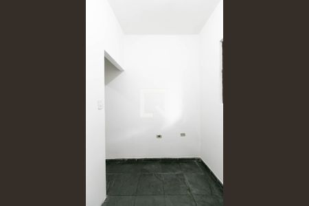 Quarto  de casa para alugar com 2 quartos, 90m² em Parque Guarani, São Paulo