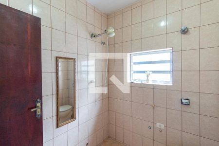 Casa à venda com 303m², 3 quartos e 8 vagasBanheiro 2
