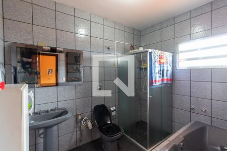 Casa à venda com 303m², 3 quartos e 8 vagasBanheiro da Suíte