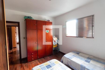 Casa à venda com 303m², 3 quartos e 8 vagasQuarto 1