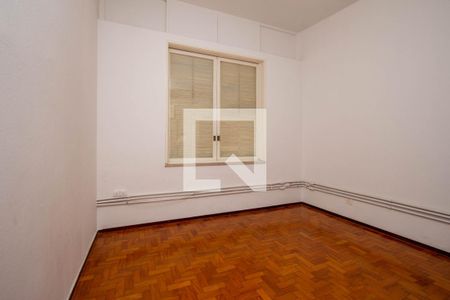 Casa para alugar com 500m², 3 quartos e 6 vagas Casa para alugar com 500m², 3 quartos e 6 vagasQuarto 2