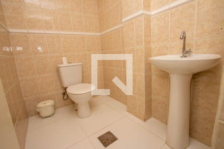 Casa para alugar com 500m², 3 quartos e 6 vagas Casa para alugar com 500m², 3 quartos e 6 vagasBanheiro de serviço