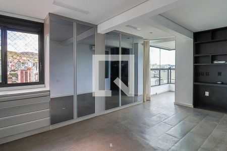 Apartamento à venda com 172m², 2 quartos e 4 vagasQuarto 2 Suíte