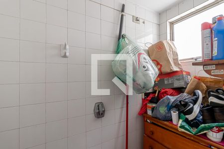 Apartamento à venda com 61m², 3 quartos e 1 vaga Apartamento à venda com 61m², 3 quartos e 1 vagaBanheiro de Serviço