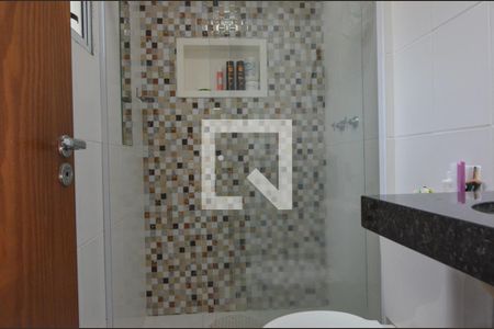 Casa de condomínio para alugar com 105m², 3 quartos e 2 vagasBanheiro da Suíte