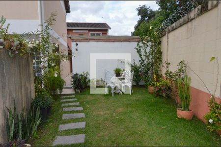 Casa de condomínio para alugar com 105m², 3 quartos e 2 vagasJardim