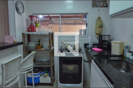 Casa de condomínio para alugar com 105m², 3 quartos e 2 vagasCozinha