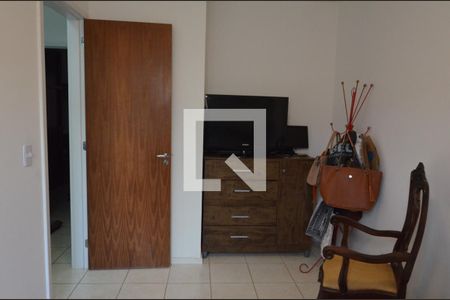 Casa de condomínio para alugar com 105m², 3 quartos e 2 vagasSuite