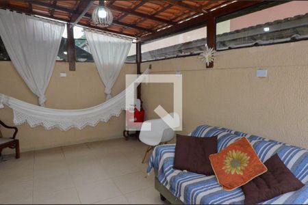 Casa de condomínio para alugar com 105m², 3 quartos e 2 vagasVaranda