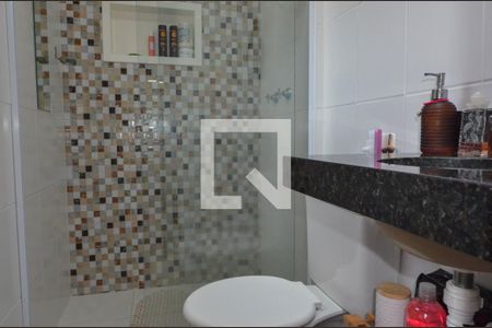 Casa de condomínio para alugar com 105m², 3 quartos e 2 vagasBanheiro da Suíte