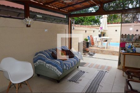 Casa de condomínio para alugar com 105m², 3 quartos e 2 vagasVaranda