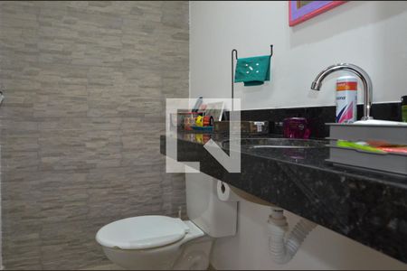 Casa de condomínio para alugar com 105m², 3 quartos e 2 vagasLavabo