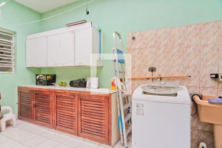 Casa à venda com 450m², 3 quartos e 5 vagasÁrea de Serviço