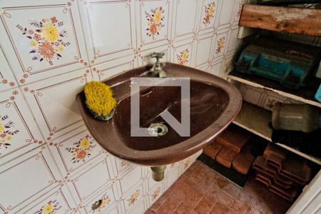 Casa à venda com 450m², 3 quartos e 5 vagasGaragem - banheiro