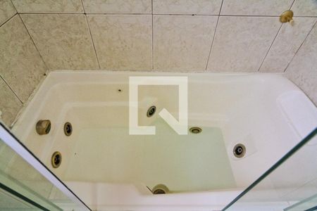 Casa à venda com 450m², 3 quartos e 5 vagasBanheiro da Suíte