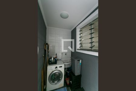 Casa à venda com 120m², 2 quartos e 2 vagas Casa à venda com 120m², 2 quartos e 2 vagasÁrea de Serviço