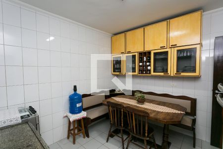 Casa à venda com 120m², 2 quartos e 2 vagas Casa à venda com 120m², 2 quartos e 2 vagasCozinha