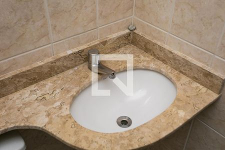 Casa à venda com 120m², 2 quartos e 2 vagas Casa à venda com 120m², 2 quartos e 2 vagasBanheiro da Suíte 1