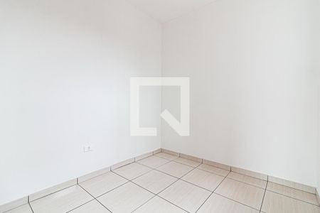 Quarto de kitnet/studio para alugar com 1 quarto, 24m² em Vila Santa Teresa, São Paulo