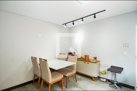 Casa à venda com 190m², 3 quartos e 2 vagasCozinha