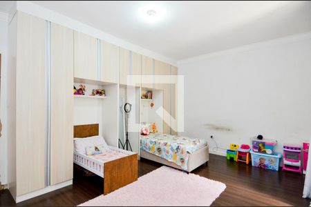 Casa à venda com 190m², 3 quartos e 2 vagasQuarto 3