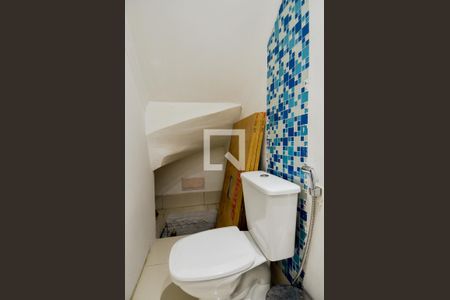 Casa à venda com 190m², 3 quartos e 2 vagasBanheiro do Quarto de Hóspede 