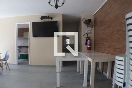 Apartamento para alugar com 54m², 2 quartos e 1 vaga Apartamento para alugar com 54m², 2 quartos e 1 vagaÁrea comum - Salão de festas