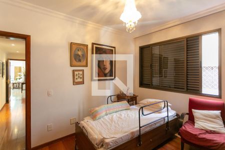 Apartamento à venda com 180m², 4 quartos e 3 vagas Apartamento à venda com 180m², 4 quartos e 3 vagasQuarto 3 - Suíte