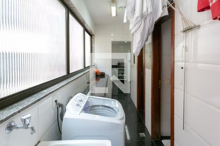 Apartamento à venda com 180m², 4 quartos e 3 vagas Apartamento à venda com 180m², 4 quartos e 3 vagasÁrea de Serviço