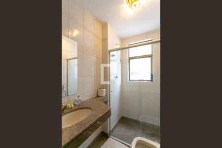 Apartamento à venda com 180m², 4 quartos e 3 vagas Apartamento à venda com 180m², 4 quartos e 3 vagasBanheiro