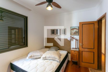 Apartamento à venda com 180m², 4 quartos e 3 vagas Apartamento à venda com 180m², 4 quartos e 3 vagasQuarto 4 - Suíte